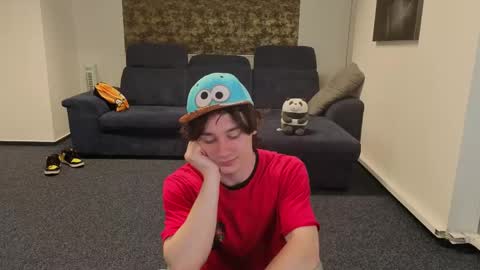 kevinstrike online show from April 28, 2026, 1:27 pm