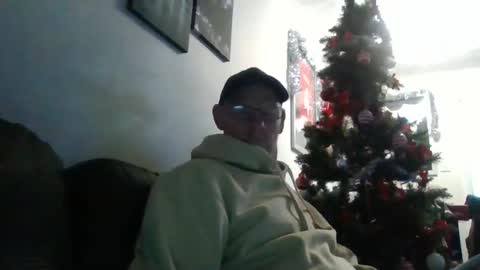 kevlooking4sez online show from December 27, 2024, 8:18 pm