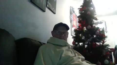 kevlooking4sez online show from December 27, 2024, 11:21 pm