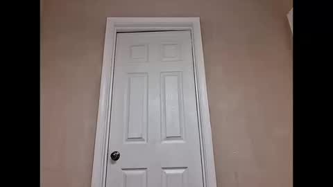 Snapshot of keybump323 chatting on October 19, 2025, 3:01 pm Keybump online show from October 19, 2025, 3:01 pm