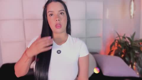 keyla_lage online show from May 5, 2026, 8:28 pm