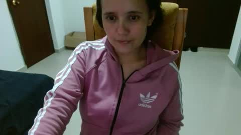 keyla_moon_ online show from May 4, 2026, 4:41 am