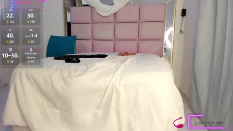 Snapshot of keyla_spencer chatting on September 27, 2025, 4:45 pm keyla online show from September 27, 2025, 4:45 pm