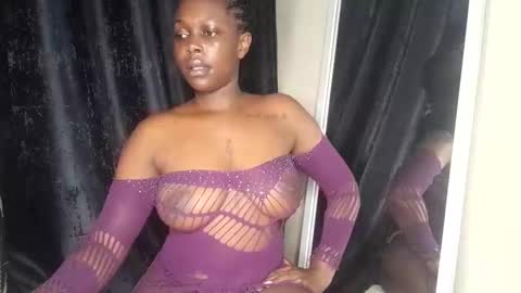 keyla online show from June 8, 2026, 7:47 pm