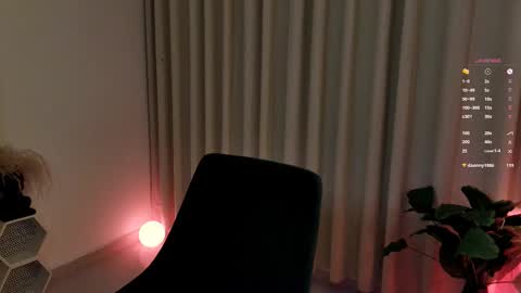 Snapshot of keylamiller1 chatting on March 2, 2025, 2:08 am Keyla online show from March 2, 2025, 2:08 am