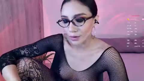 Keyla online show from June 19, 2026, 9:40 pm