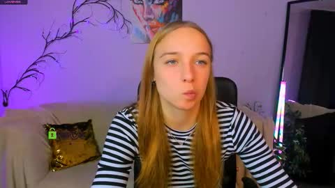 Snapshot of keylas_moan chatting on September 22, 2025, 5:42 am Keylas online show from September 22, 2025, 5:42 am