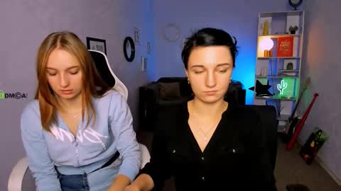 Snapshot of keylas_moan chatting on October 6, 2025, 12:24 pm Keylas online show from October 6, 2025, 12:24 pm