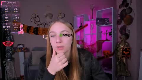 Snapshot of keylas_moan chatting on October 21, 2025, 5:52 am Keylas online show from October 21, 2025, 5:52 am