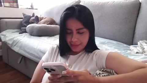 Laura online show from May 5, 2026, 4:26 pm