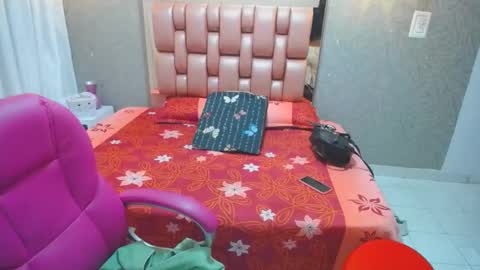 keyra_miller online show from January 20, 2025, 1:28 am