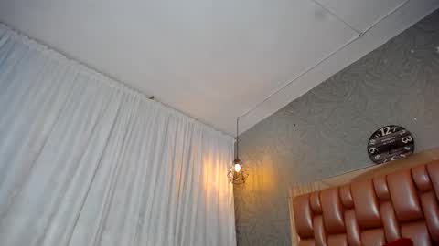 keyra_miller online show from March 8, 2025, 2:01 am