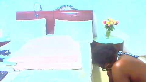keysenbarxx19 online show from May 5, 2026, 2:58 pm