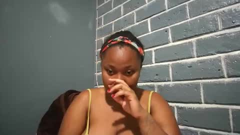 kezia0910 online show from November 6, 2025, 12:17 pm