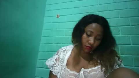 kezia0910 online show from November 22, 2025, 7:02 pm