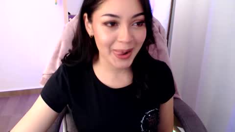 Snapshot of khal_girl chatting on November 16, 2025, 9:31 pm Liss online show from November 16, 2025, 9:31 pm