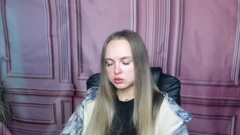 khaleesi online show from September 15, 2025, 6:24 am