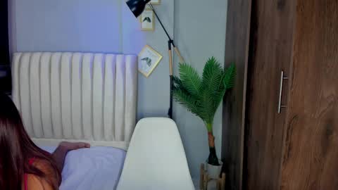 Snapshot of khate_smith chatting on June 3, 2026, 4:45 pm khate_smith online show from June 3, 2026, 4:45 pm