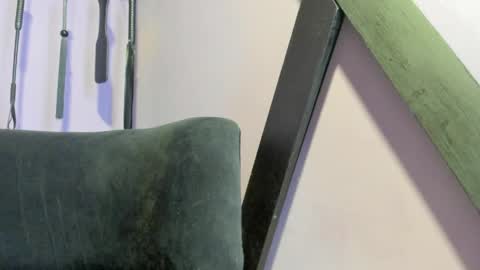 Kathe Hot online show from April 27, 2026, 7:12 pm