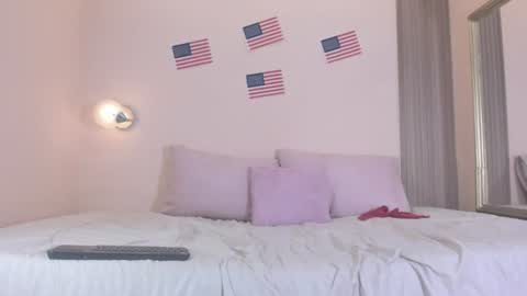 Snapshot of khaterine_hot_1 chatting on July 4, 2026, 9:54 pm Kathe Hot online show from July 4, 2026, 9:54 pm