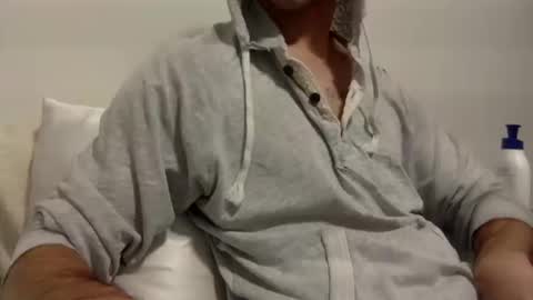 Snapshot of kheaven711 chatting on October 14, 2025, 9:32 am Kheaven711 online show from October 14, 2025, 9:32 am