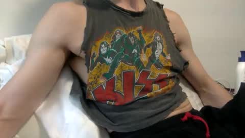 Snapshot of kheaven711 chatting on November 8, 2025, 8:18 pm Kheaven711 online show from November 8, 2025, 8:18 pm