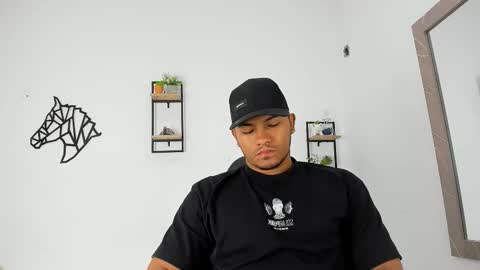 khen_west1 online show from October 8, 2025, 5:10 pm