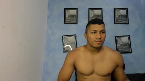 khen_west1 online show from October 28, 2025, 7:16 pm