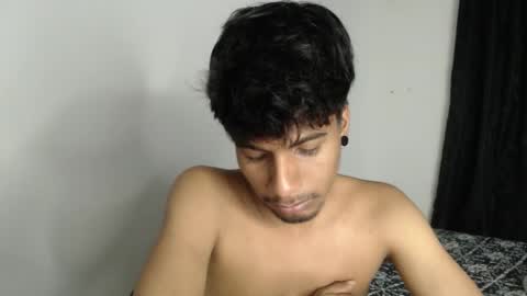 khevinlopezonig online show from October 15, 2025, 1:06 am