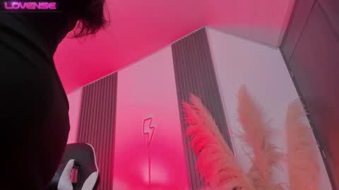 Snapshot of khleodoja chatting on January 16, 2026, 12:36 am Khleo online show from January 16, 2026, 12:36 am