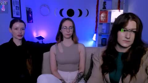 khloebeauty online show from March 7, 2026, 8:17 pm