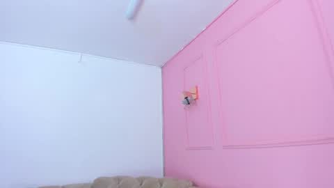 Khloe online show from December 7, 2024, 11:07 am