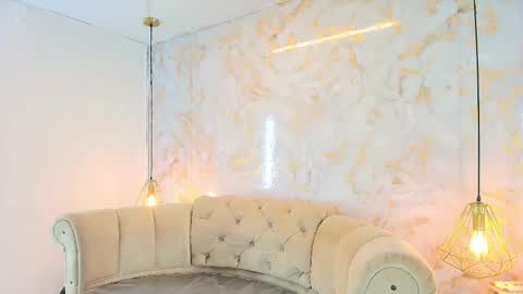 Khloe online show from January 14, 2026, 5:02 am