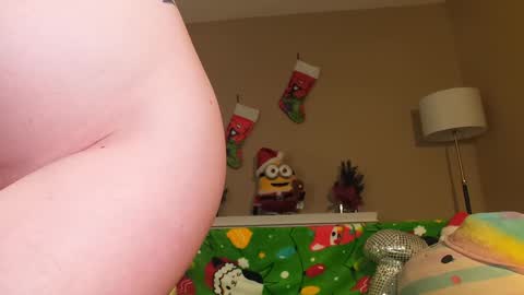 Snapshot of khloeexoxo chatting on December 21, 2024, 4:19 am Khloe online show from December 21, 2024, 4:19 am