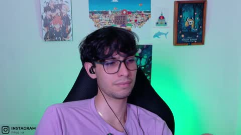 Snapshot of khozler_ chatting on May 8, 2026, 2:28 am khozler_ online show from May 8, 2026, 2:28 am