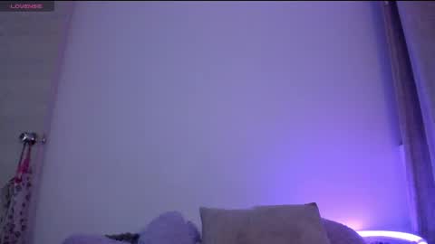 ki_ttyu online show from April 27, 2026, 12:52 am