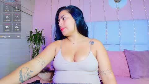    N         M online show from March 12, 2025, 12:36 pm
