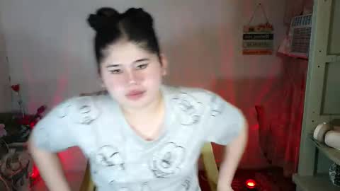 Your SweetGirl Ts online show from October 8, 2025, 10:18 pm