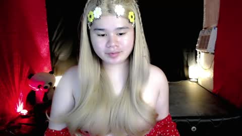 Your SweetGirl Ts online show from April 22, 2026, 6:20 pm