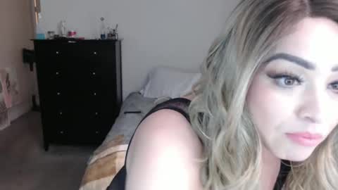 kiannaluv online show from December 31, 2024, 2:40 am