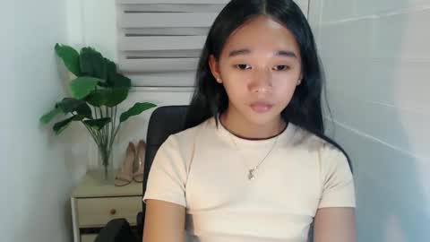 Snapshot of kiara_bedisa143 chatting on December 7, 2024, 5:04 am i love bella online show from December 7, 2024, 5:04 am