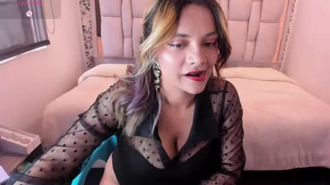 kiara Cruz online show from May 12, 2026, 8:17 pm