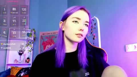 Kira online show from November 5, 2025, 9:26 pm