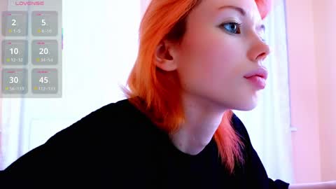 Kira online show from May 8, 2026, 10:59 pm