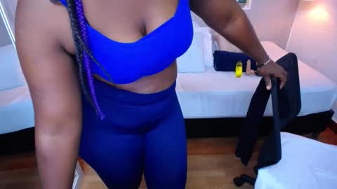 Kiara online show from March 5, 2025, 3:07 pm