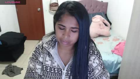 Snapshot of kiara_williamss chatting on September 18, 2025, 11:29 pm Kiara online show from September 18, 2025, 11:29 pm