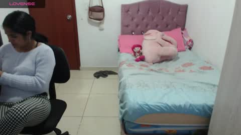 Snapshot of kiara_williamss chatting on October 1, 2025, 12:27 am Kiara online show from October 1, 2025, 12:27 am