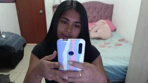 Snapshot of kiara_williamss chatting on October 29, 2025, 6:53 pm Kiara online show from October 29, 2025, 6:53 pm