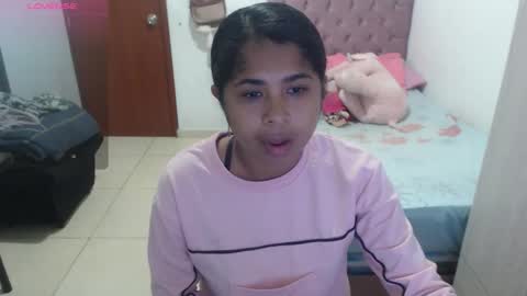 Kiara online show from November 23, 2025, 10:20 pm