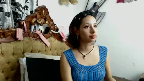 Snapshot of kiaralenon chatting on December 2, 2024, 4:53 pm kiaralenon online show from December 2, 2024, 4:53 pm